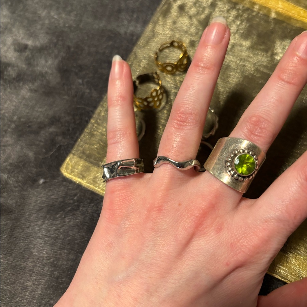 Adjustable Ring Set - Picture 3 of 3